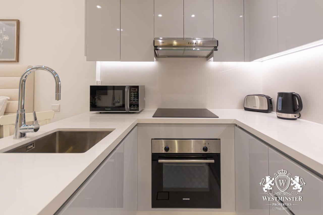 Westminster Burj Al Nujoom Apartment ดูไบ ภายนอก รูปภาพ