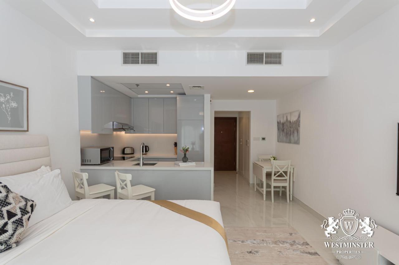 Westminster Burj Al Nujoom Apartment ดูไบ ภายนอก รูปภาพ